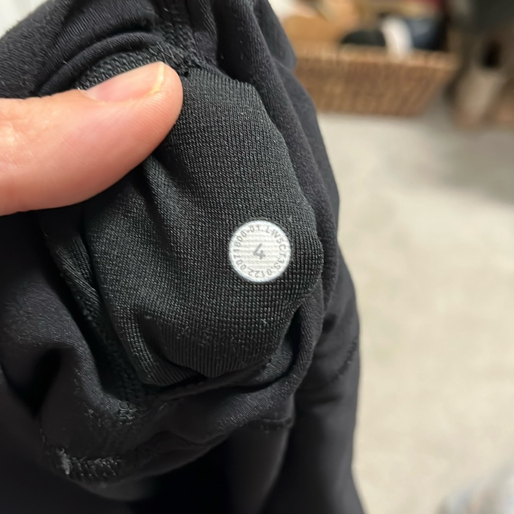 Lululemon black align leggings- size 4 - 28” inseam